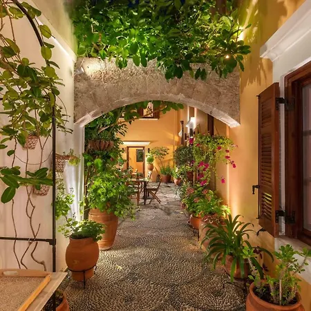 Rodos Niohori Elite Boutique ホテル Rhodes City